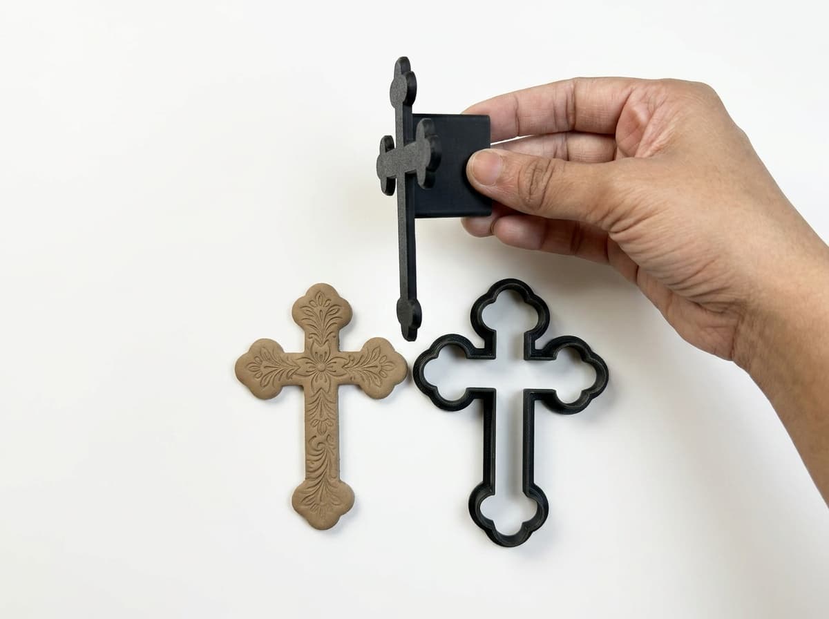 Sacred cross 2