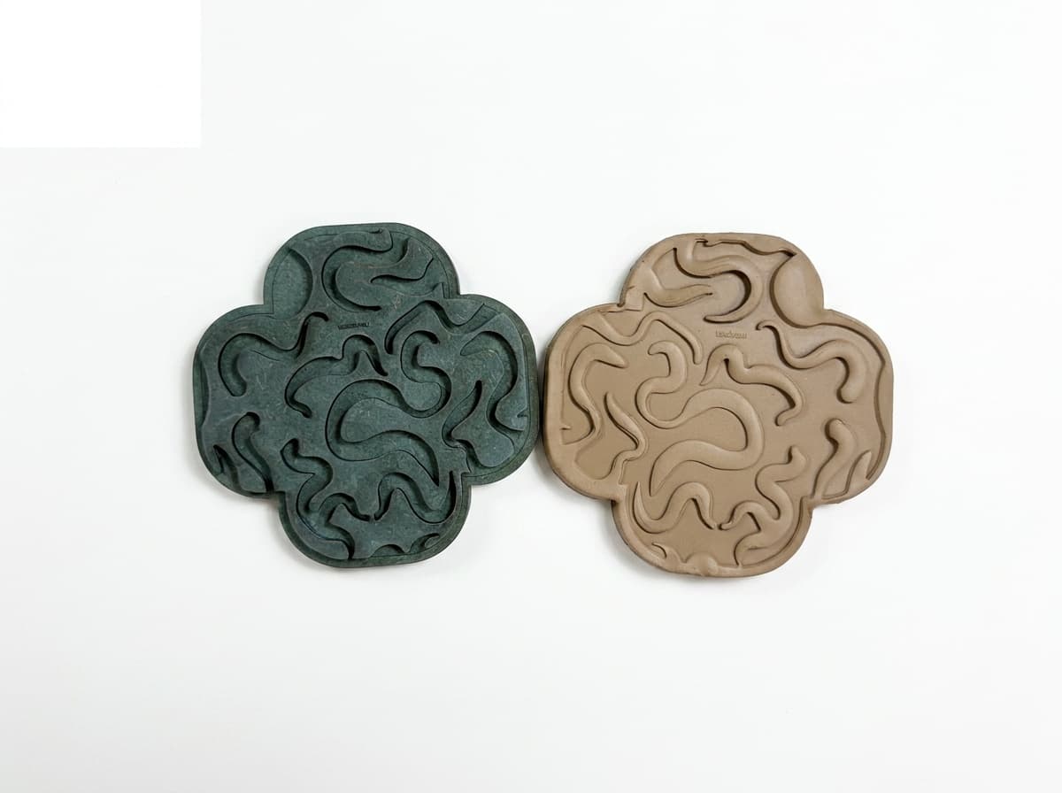 Swirl Quatrefoil