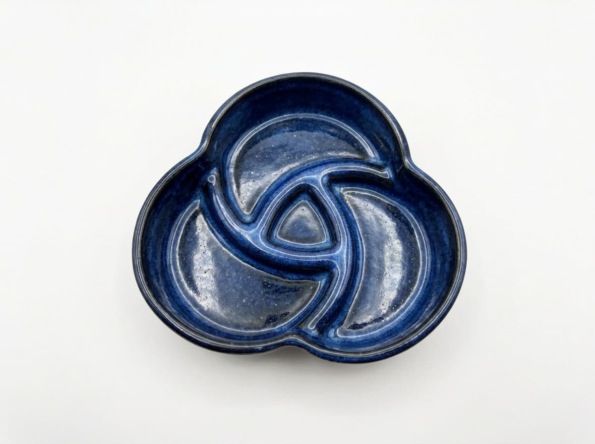 Trefoil Bento 3